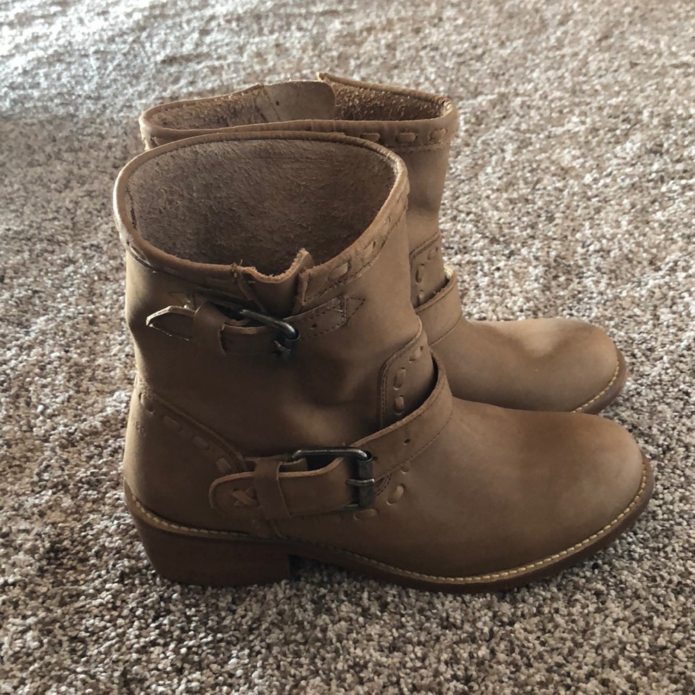 Musse & Cloud Anzel boot